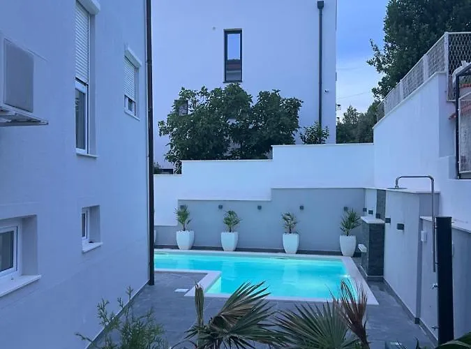 Imperium דירה טרוגיר